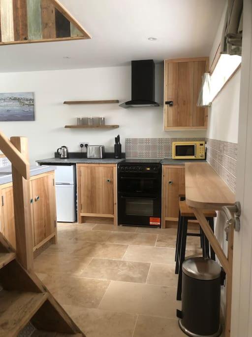 Cosy Rustic Annex In Quiet Cornwall Village Saint Wenn 외부 사진